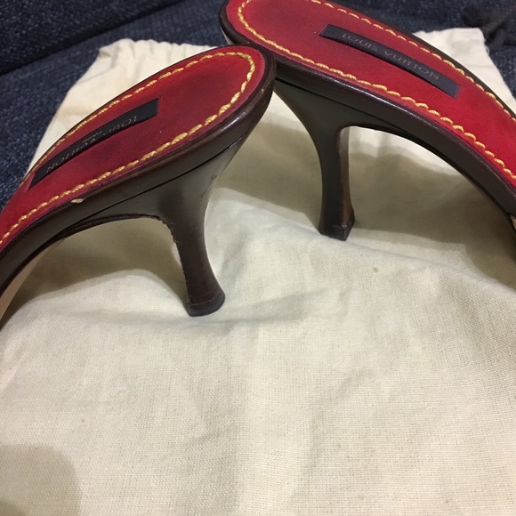 Authentic LV sandals - Picture 4 of 8